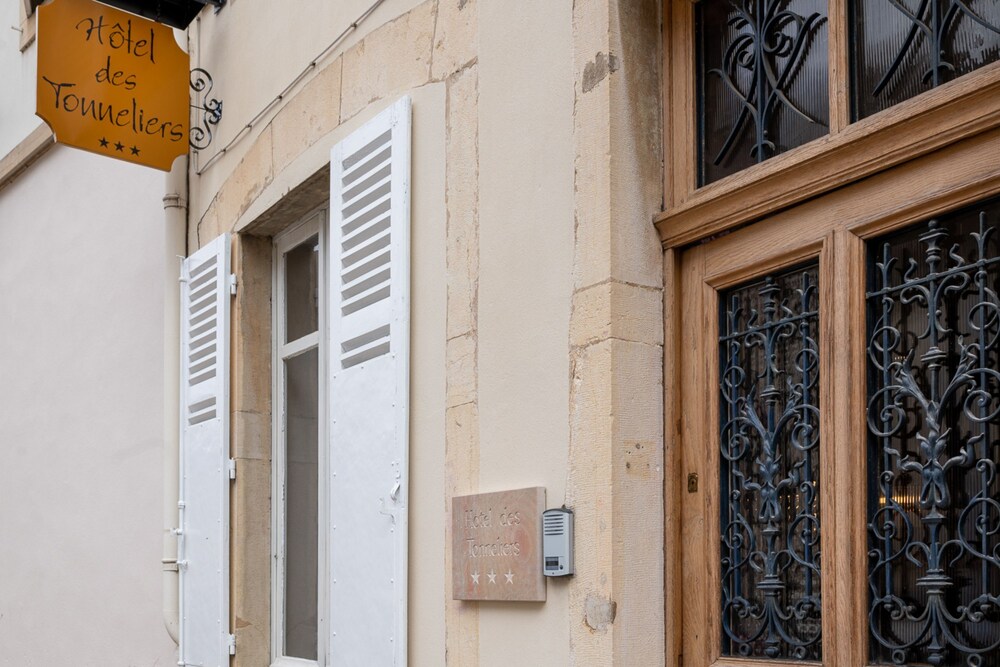 Hotel des Tonneliers 29/46
