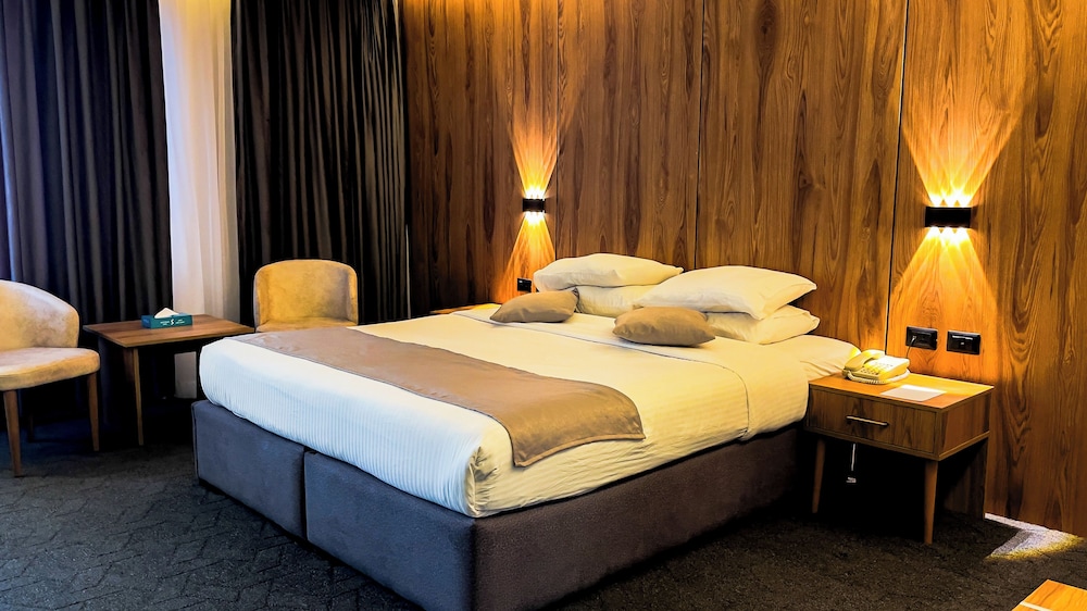 SANDY PALACE HOTEL 17/50