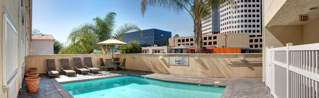 Best Western Plus Media Center Inn & Suites 12/28