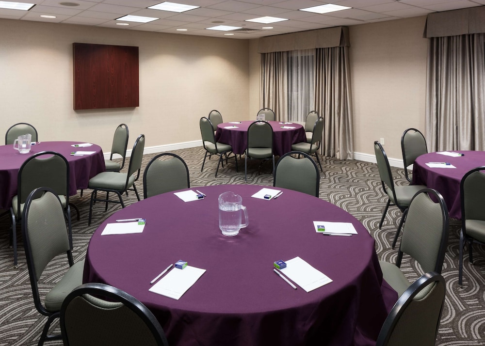 Hampton Inn & Suites Westford - Chelmsford 45/48