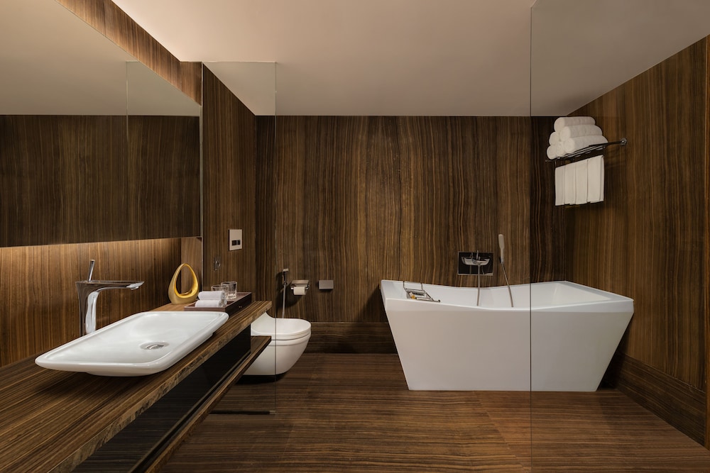 Courtyard By Marriott Mumbai International Airport 26/50