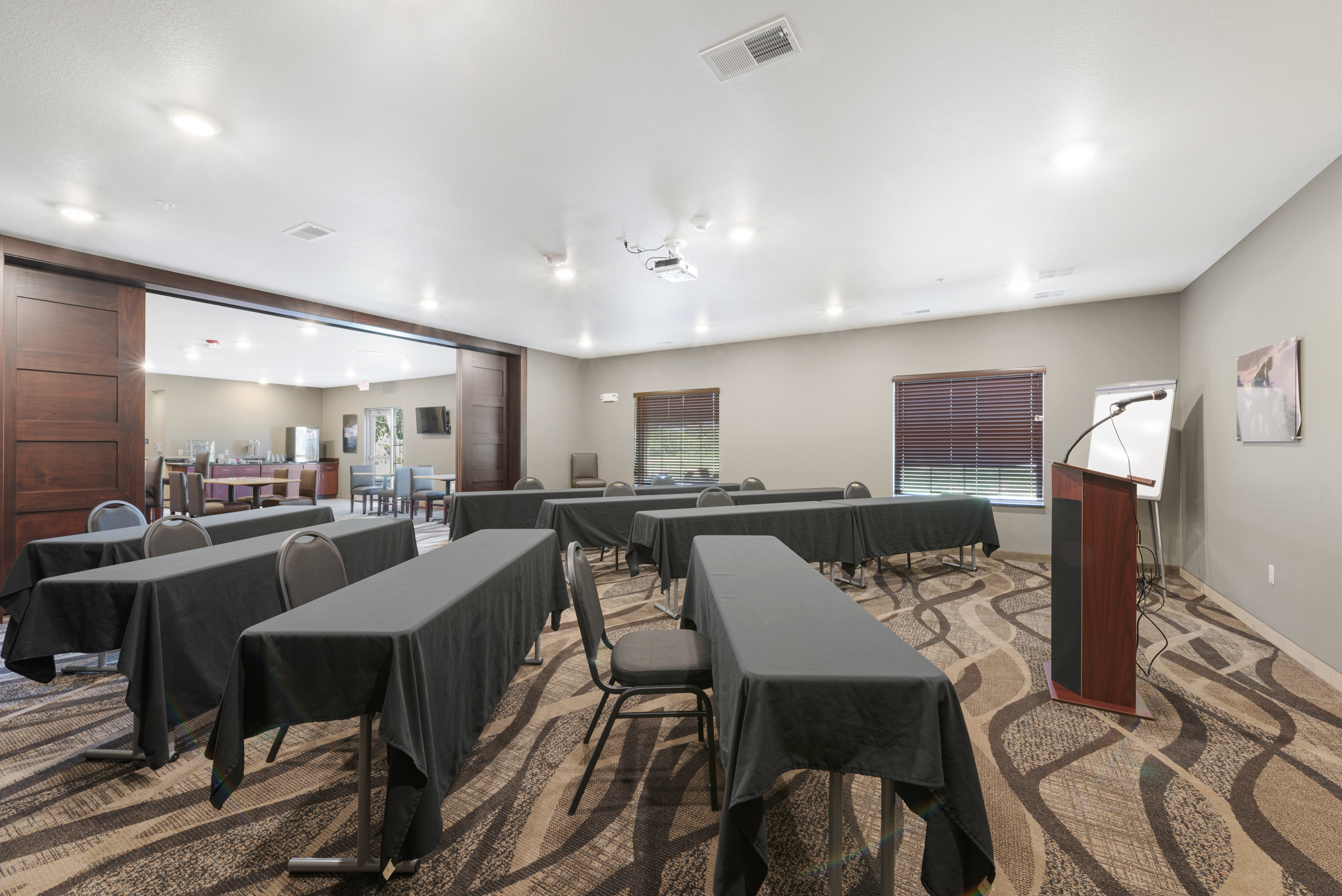 Cobblestone Hotel & Suites - Urbana 58/69