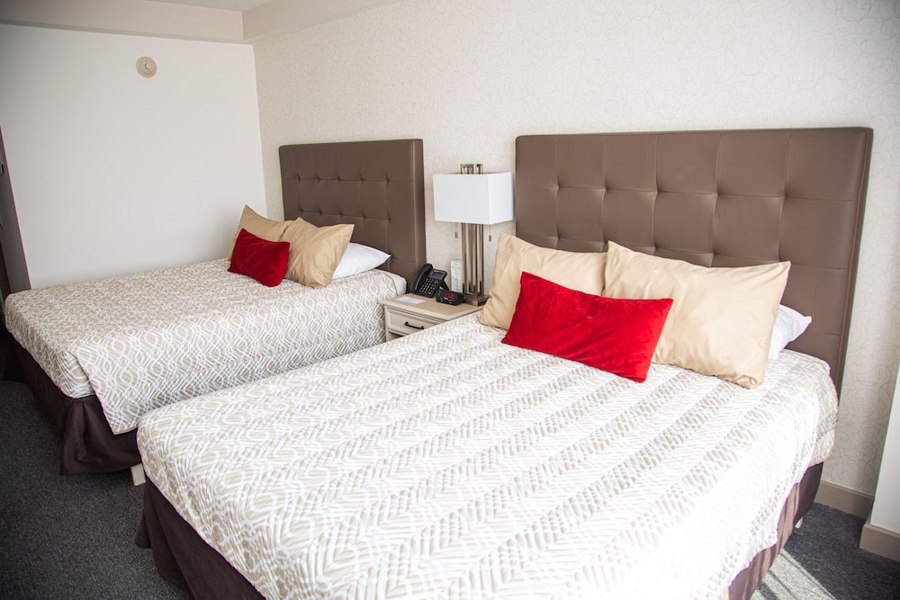 Clarion Amon Plaza 22/60