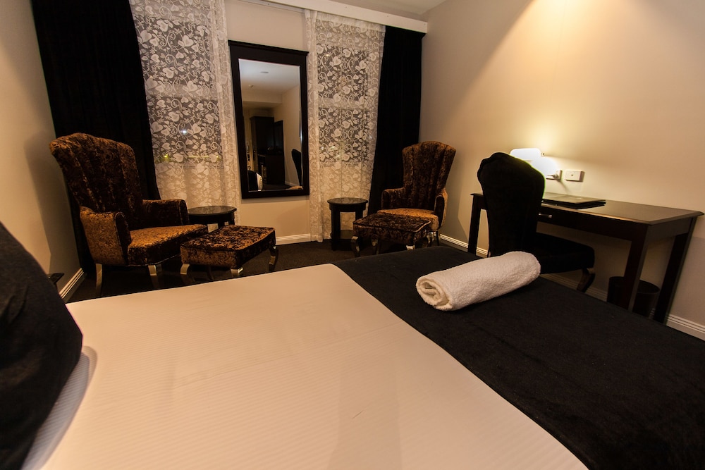 International Hotel Wagga Wagga 20/66