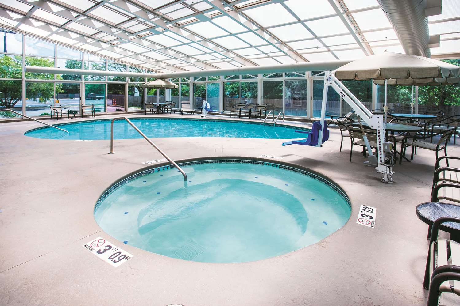 La Quinta Inn & Suites by Wyndham Cincinnati NE - Mason 20/28