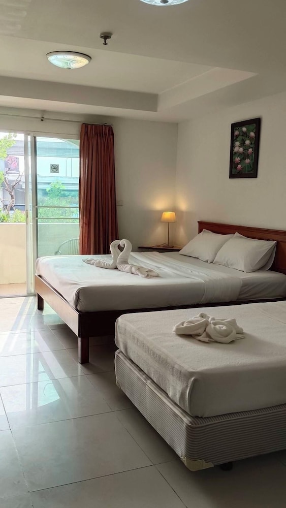 CONVENIENT RESORT SUVARNABHUMI 23/59