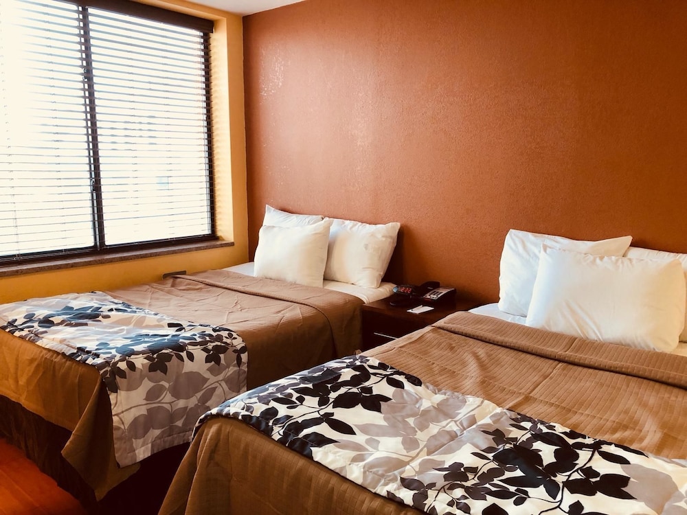 The Vue Hotel Express 8/17