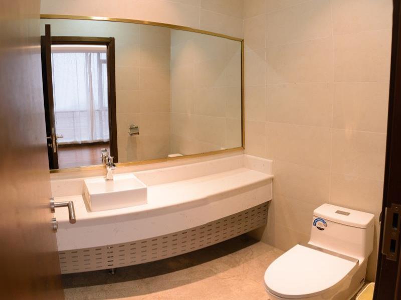 GreenTree Eastern Rizhao High Speed Railway Station Hotel 18/18