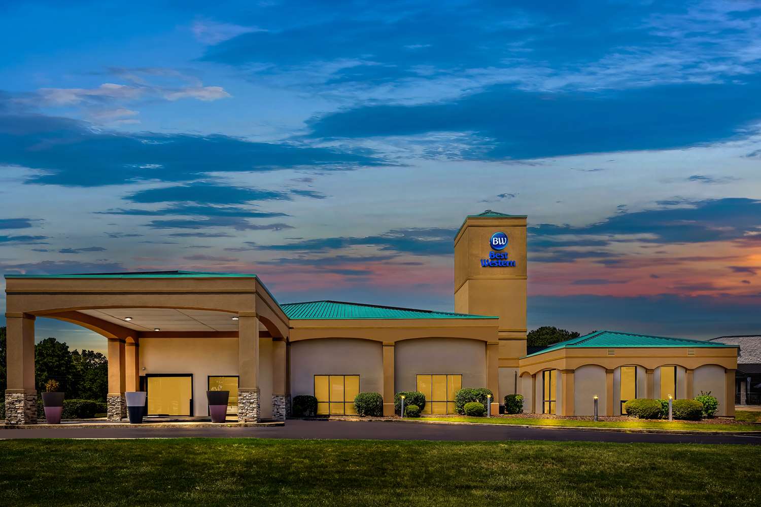 Best Western Executive Suites 38/38