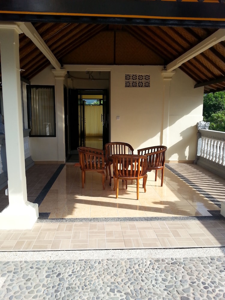 Puri Mandhara Lovina 27/45