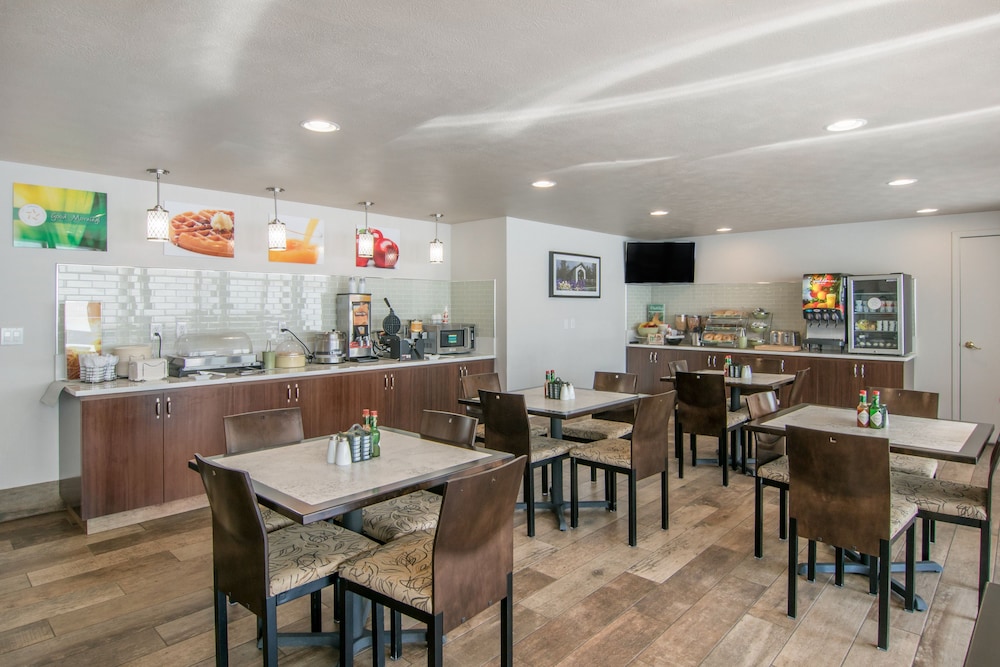 Quality Inn & Suites Albany Corvallis 16/28