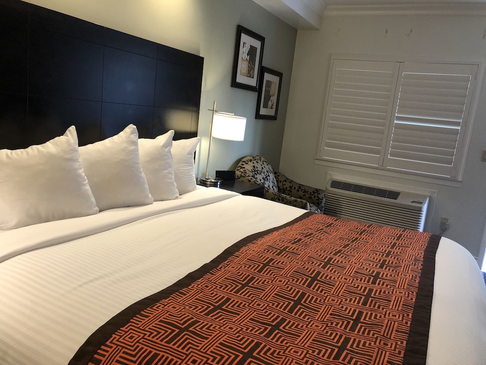 Seaside Inn 13/26