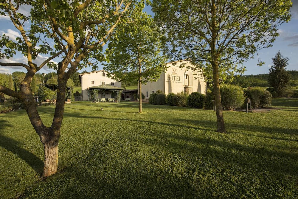 surroundings