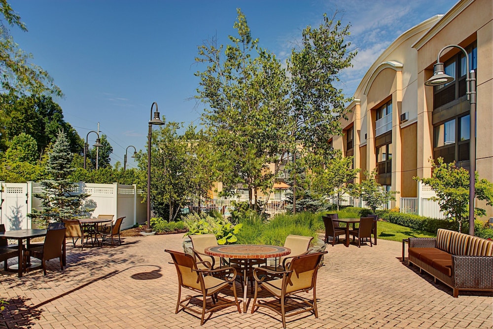 Courtyard by Marriott Montvale 5/41