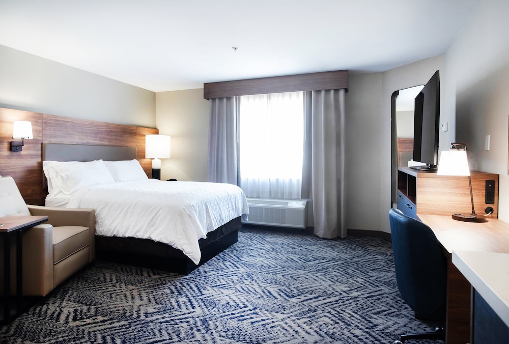 Candlewood Suites Lake Charles-Sulphur 7/30