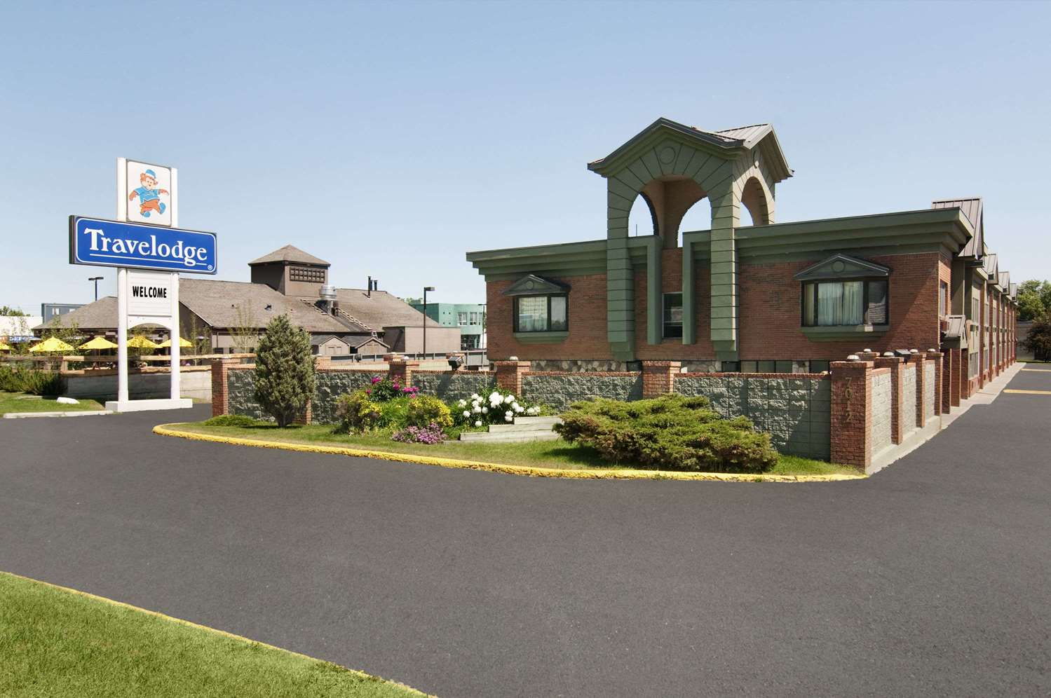 Travelodge by Wyndham Calgary South 54/63
