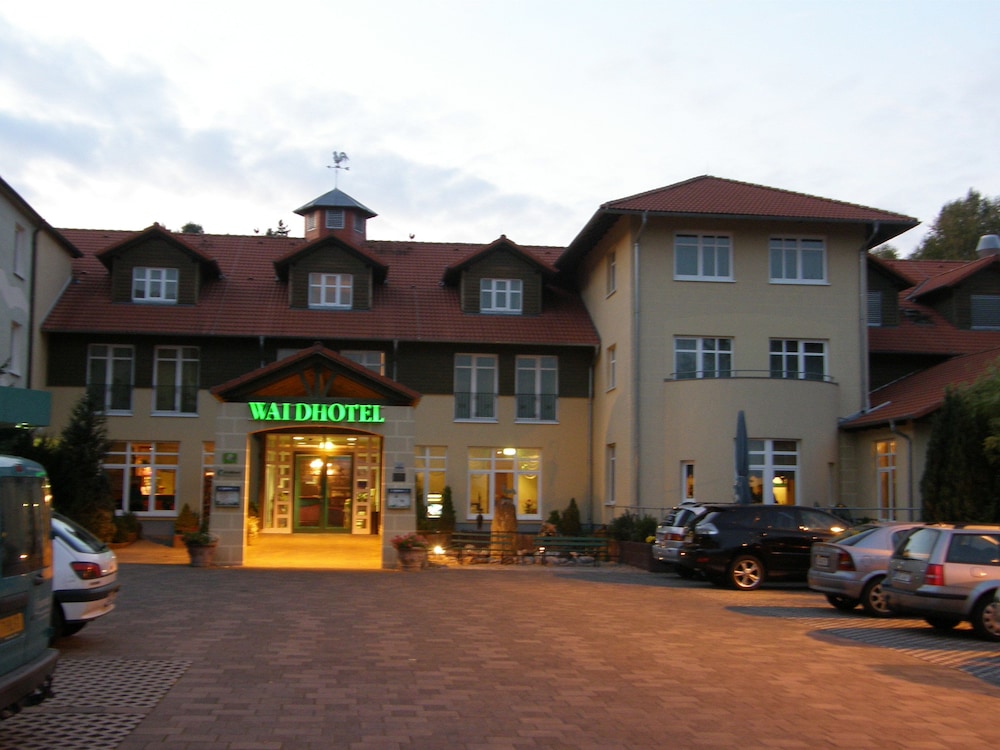 Waldhotel Roggosen 65/69