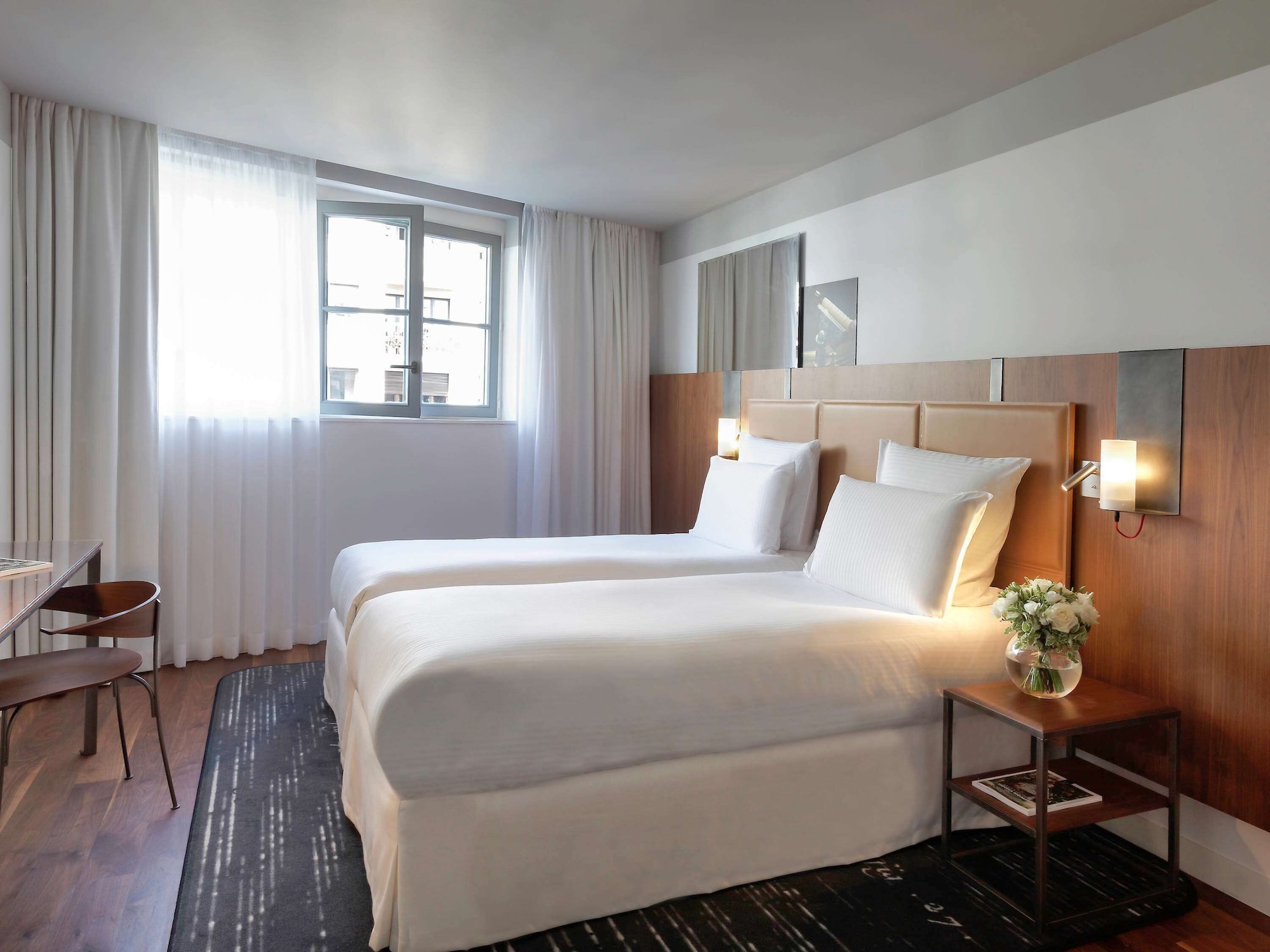 SUPERIOR, TWIN BEDS