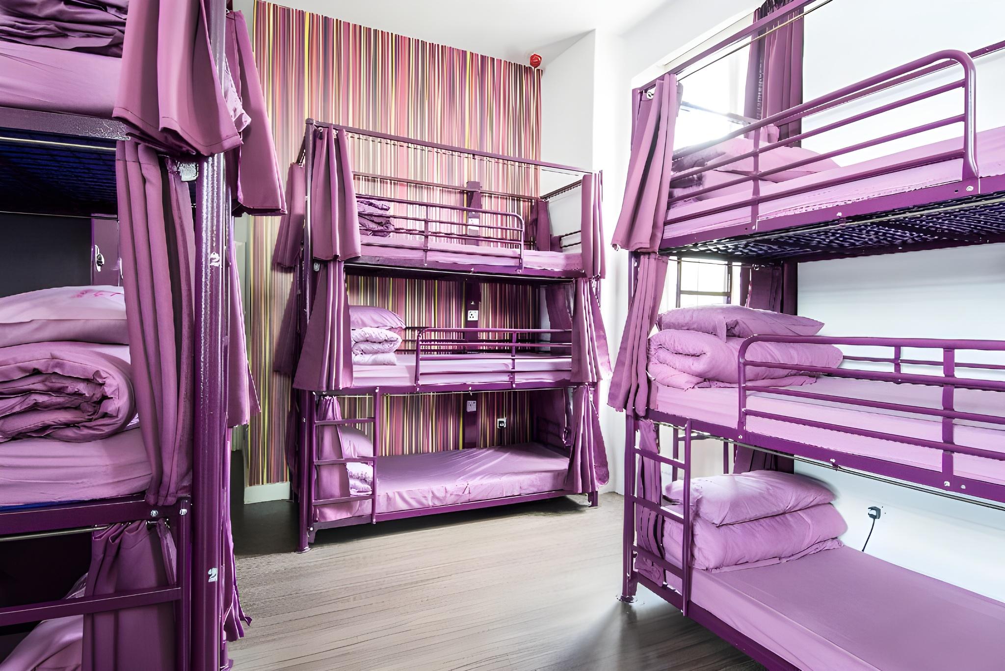 Mixed Dorm, 12 Beds