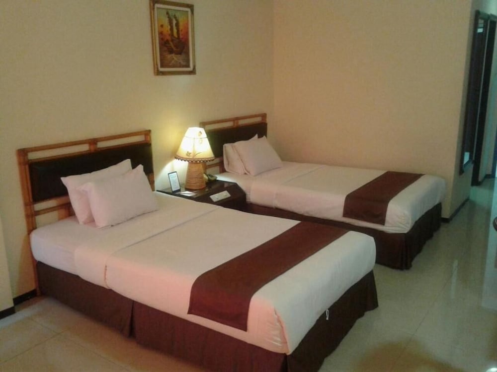 Hotel Merdeka 18/32