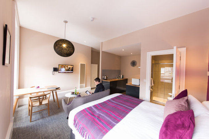 The Spires Serviced Apartments Edinburgh 7/24