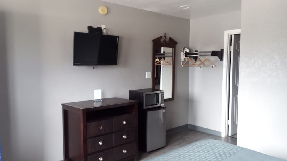 OYO Hotel Waldron AR - Hwy 71 36/52