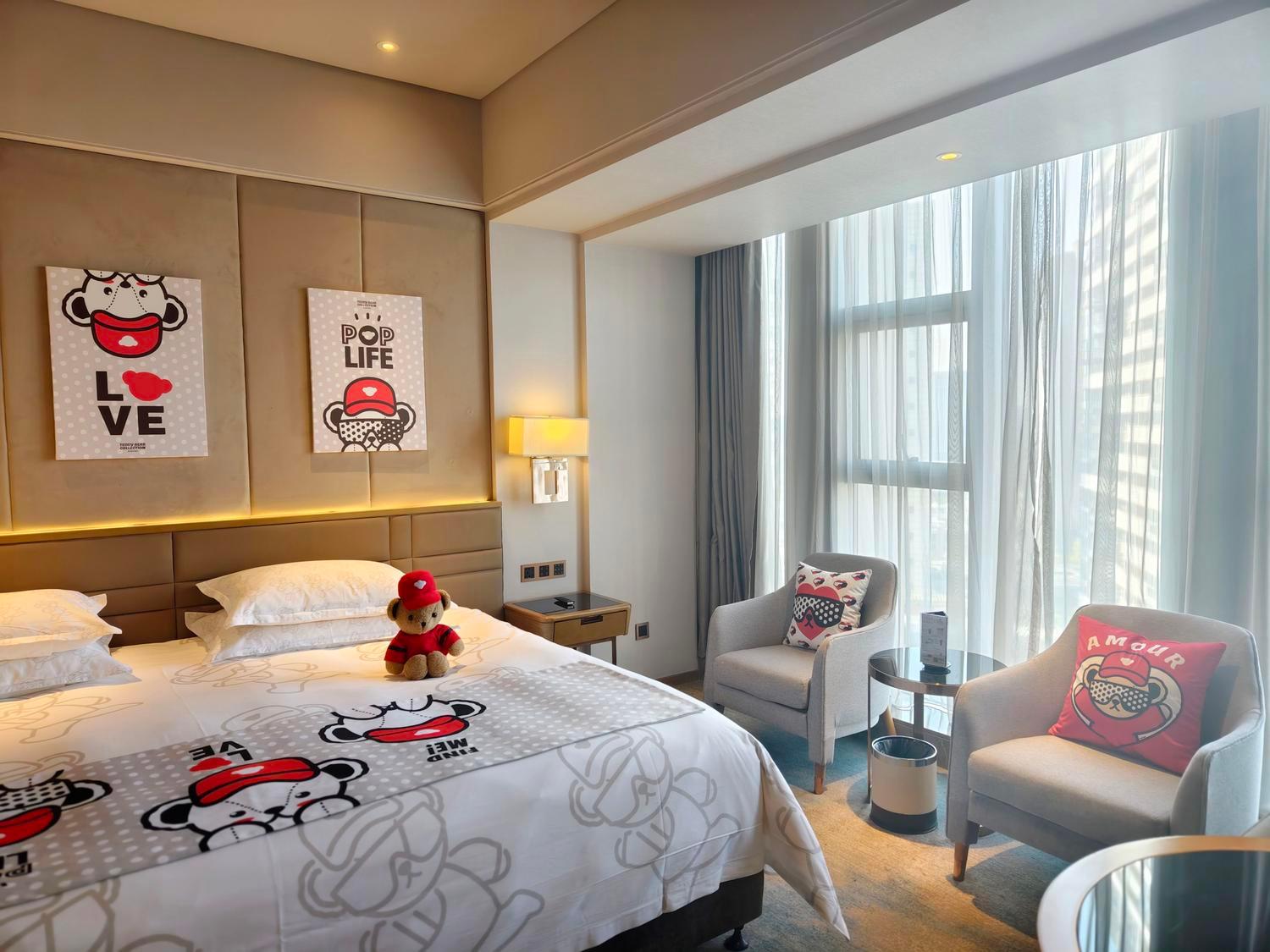 Collection, Deluxe, King Bed