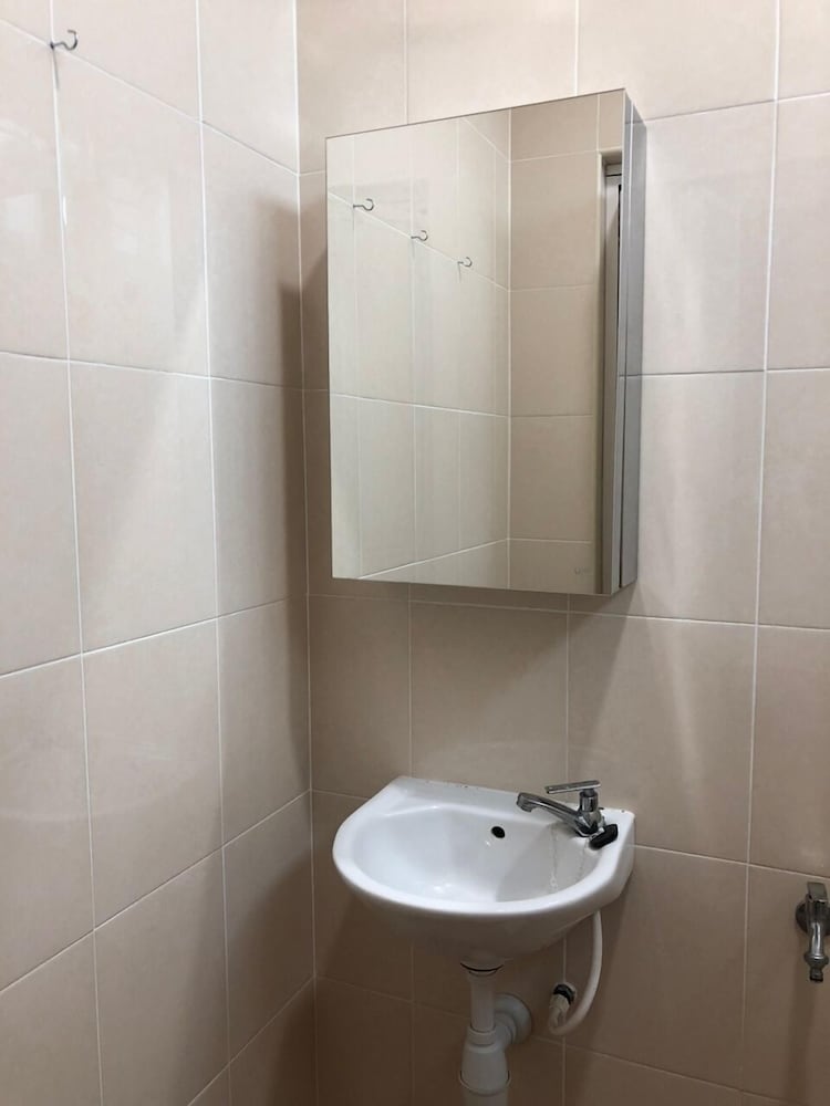 AAM Hotel 50/50
