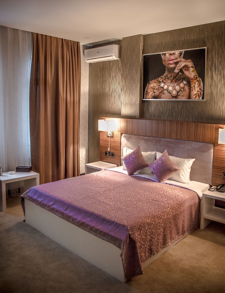Hillmond Hotel Baku 30/61