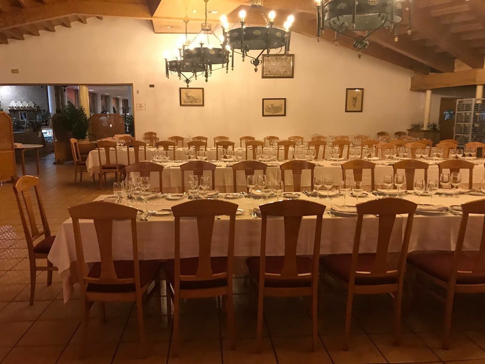 HOTEL ALFONSO VIII 36/47