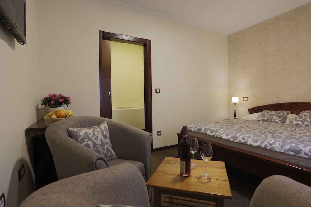 Guesthouse Tara 15/25
