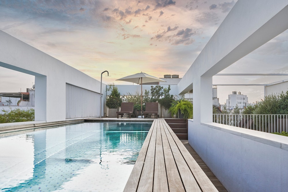 Hotel Mercer Sevilla 34/60