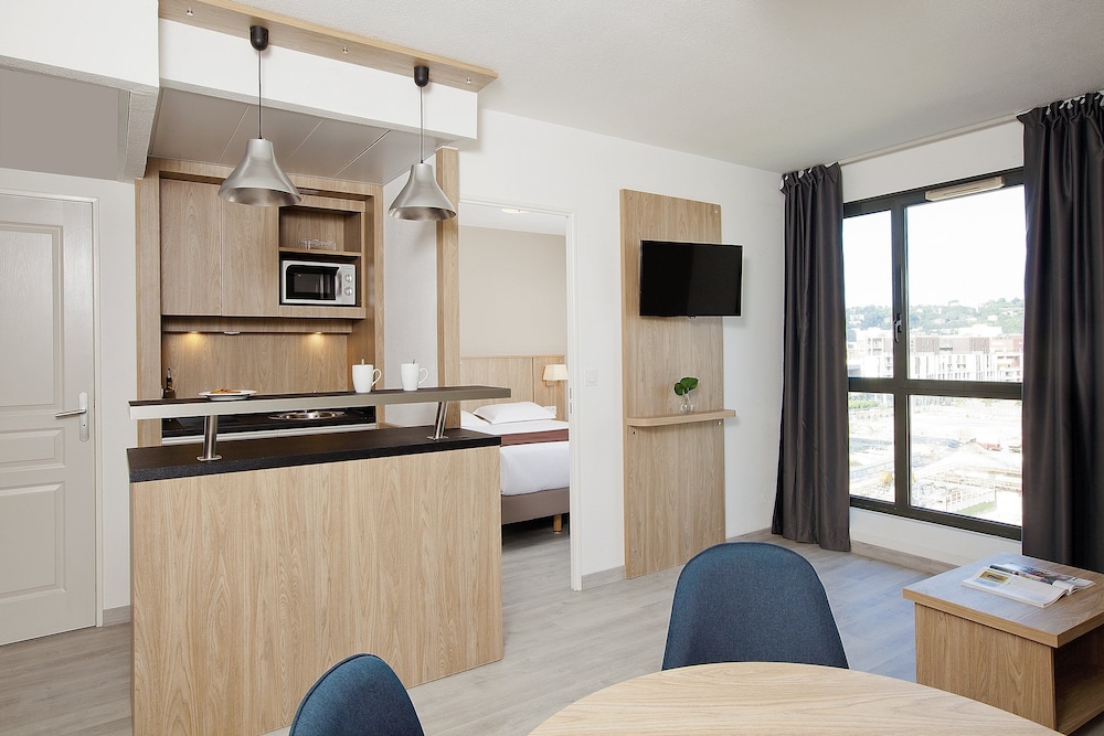 Residhome Appart Hotel Lyon Gerland 11/39
