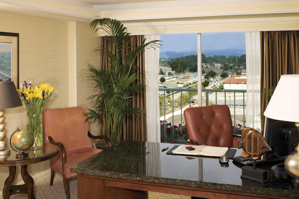 Monterey Marriott 39/68