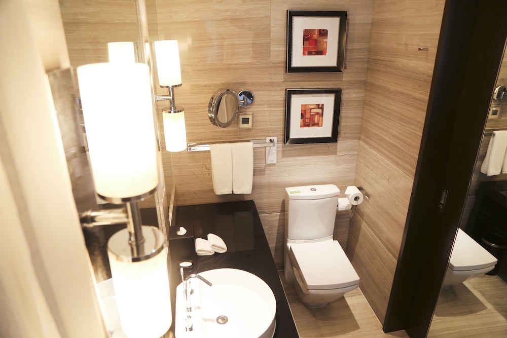 Courtyard By Marriott Xujiahui 50/56