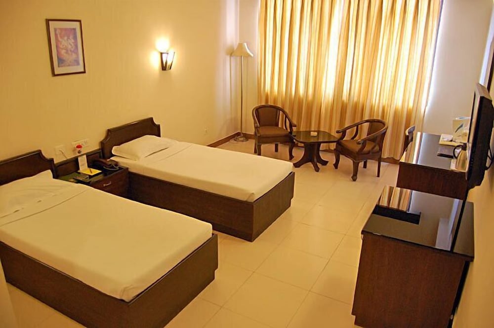 Hotel Rudra Continental 7/47