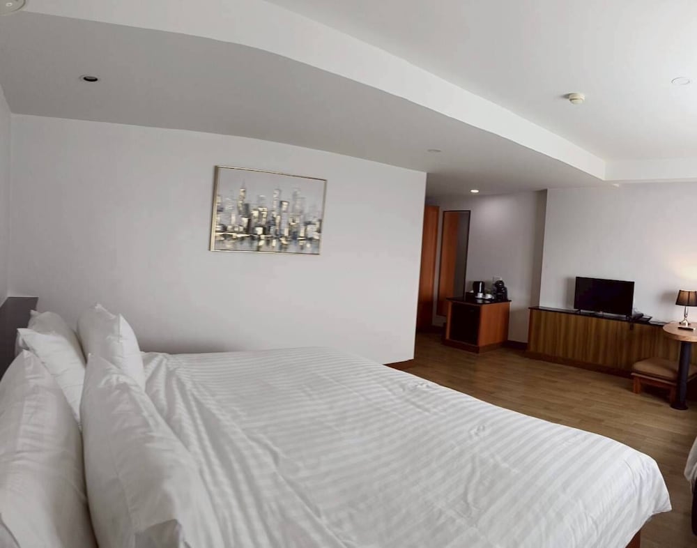 NJOY Prestige Grand Hotel Don Mueang 23/70
