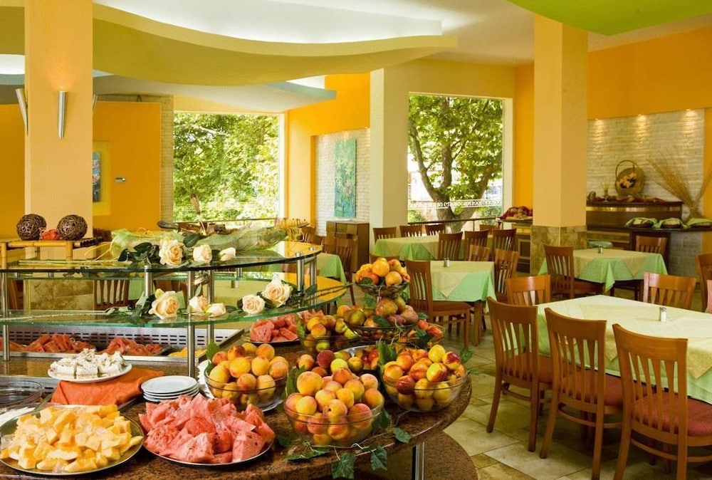 Hotel Orhidea 9/18