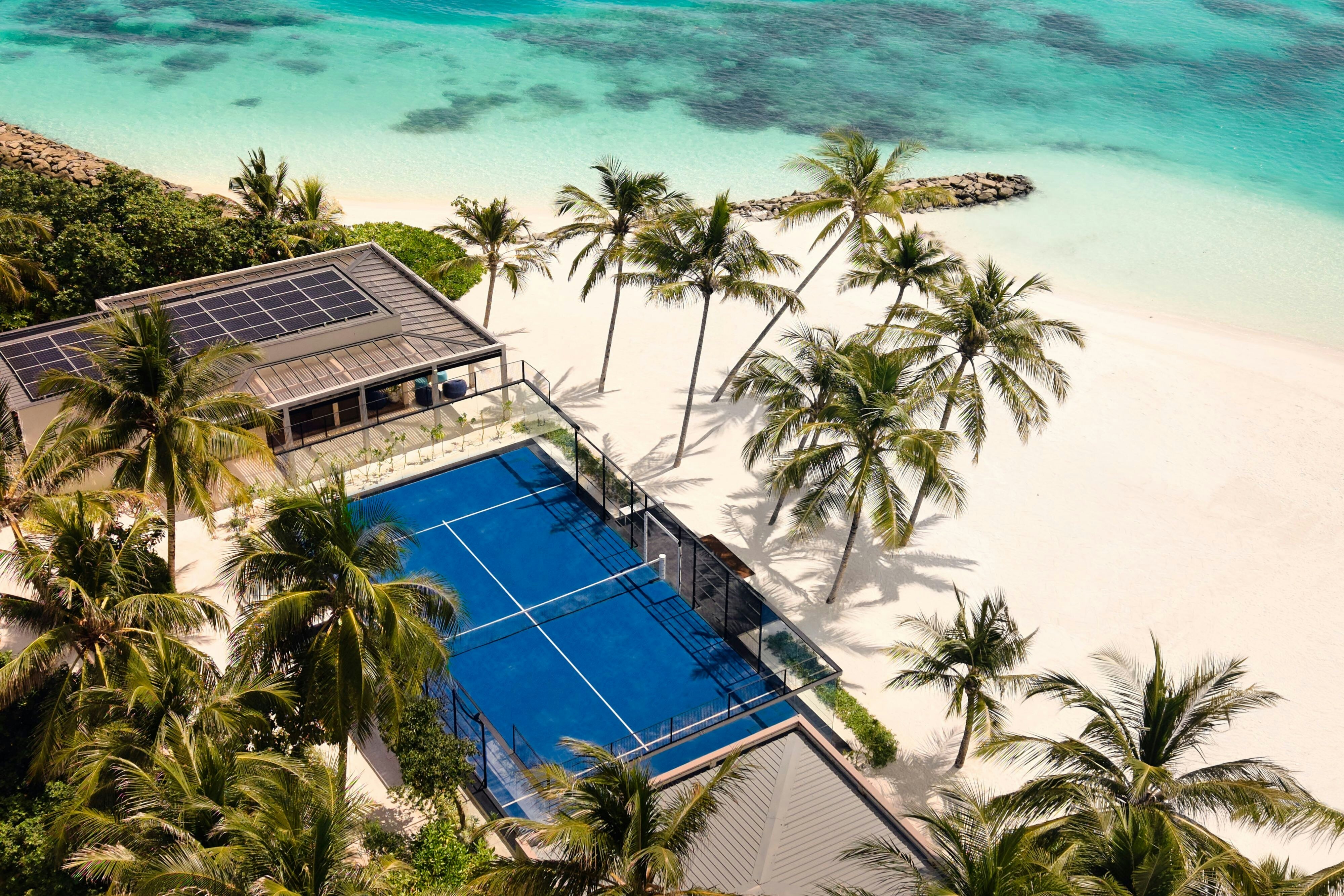 The Ritz-Carlton Maldives, Fari Islands 66/67