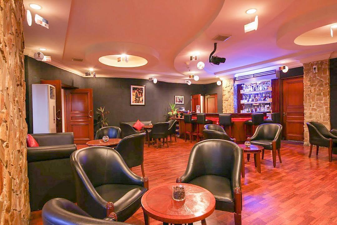 Arion Suites Hotel Bandung 15/16
