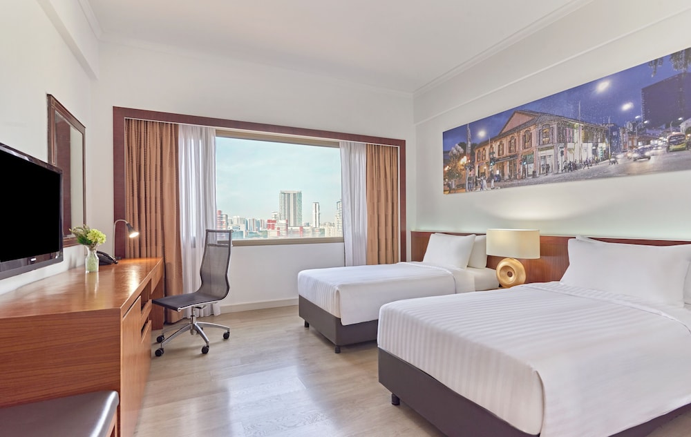 SUPERIOR ROOM