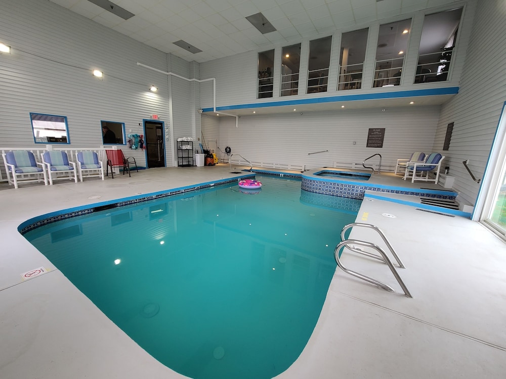 Hampton Village Resort 31/54