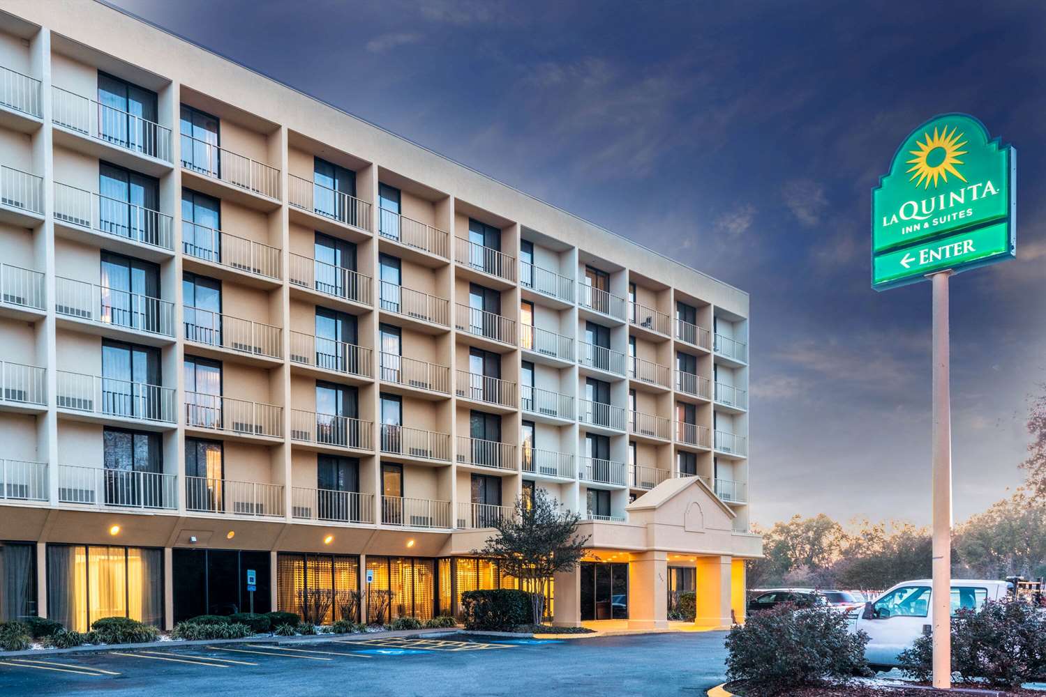 La Quinta Inn & Suites by Wyndham Nashville Airport/Opryland 2/38