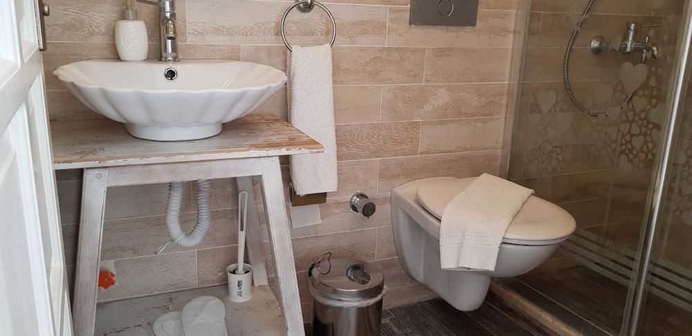 Aksam Sefasi Hotel 25/33