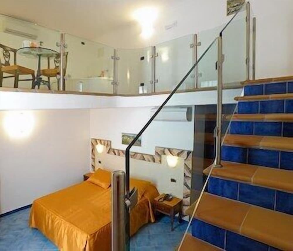 HOTEL FLORIDIANA photo3