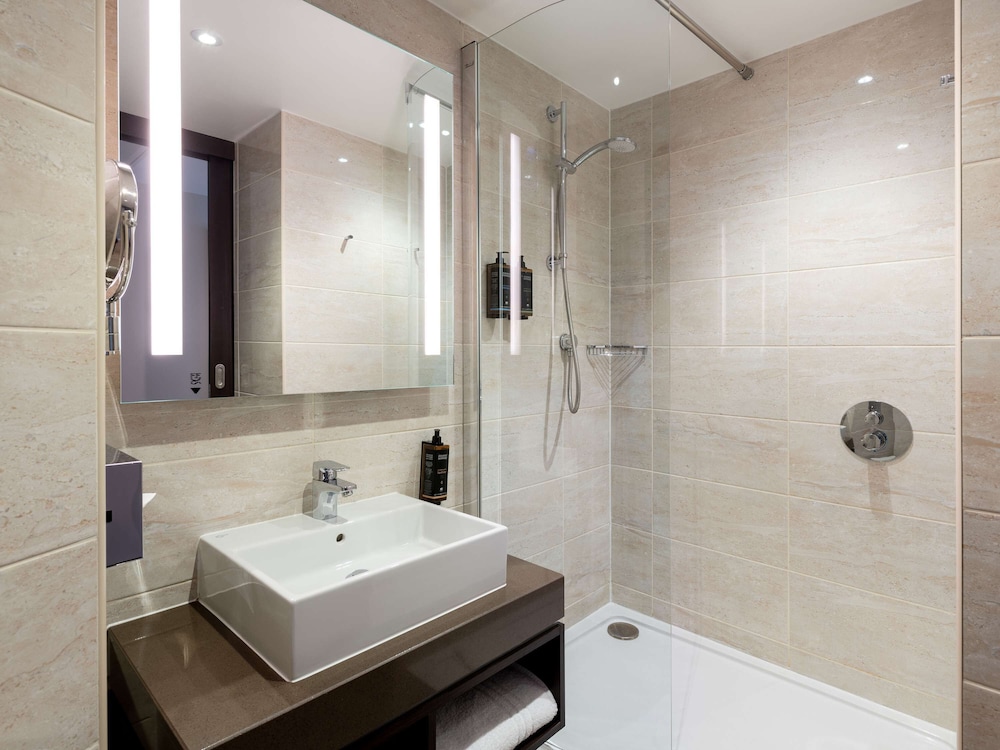 Mercure Edinburgh Haymarket 74/76