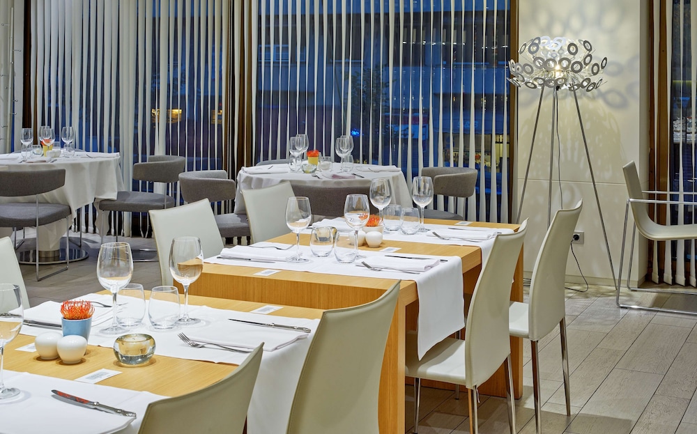 Nh Collection Villa De Bilbao 35/50
