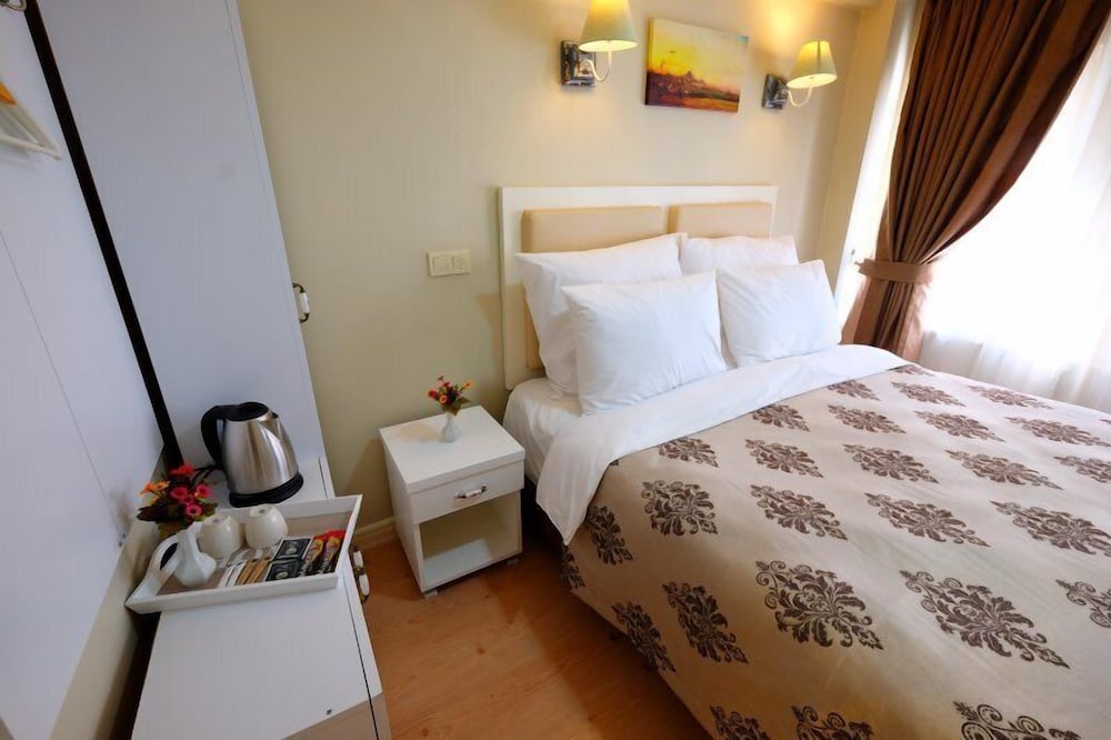 Ada Home's Hotel Taksim 10/20