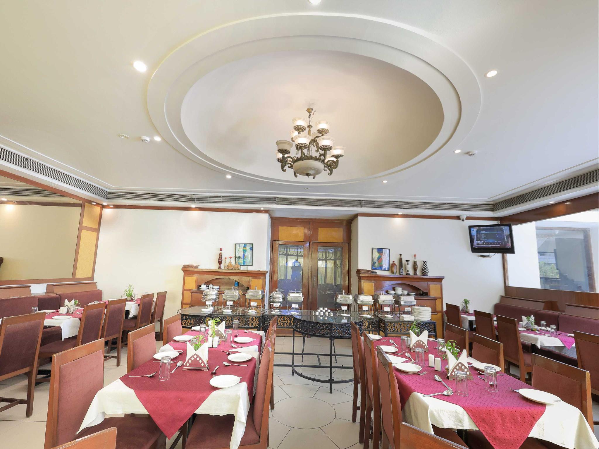 Oyo 9677 Hotel Surya 22/29