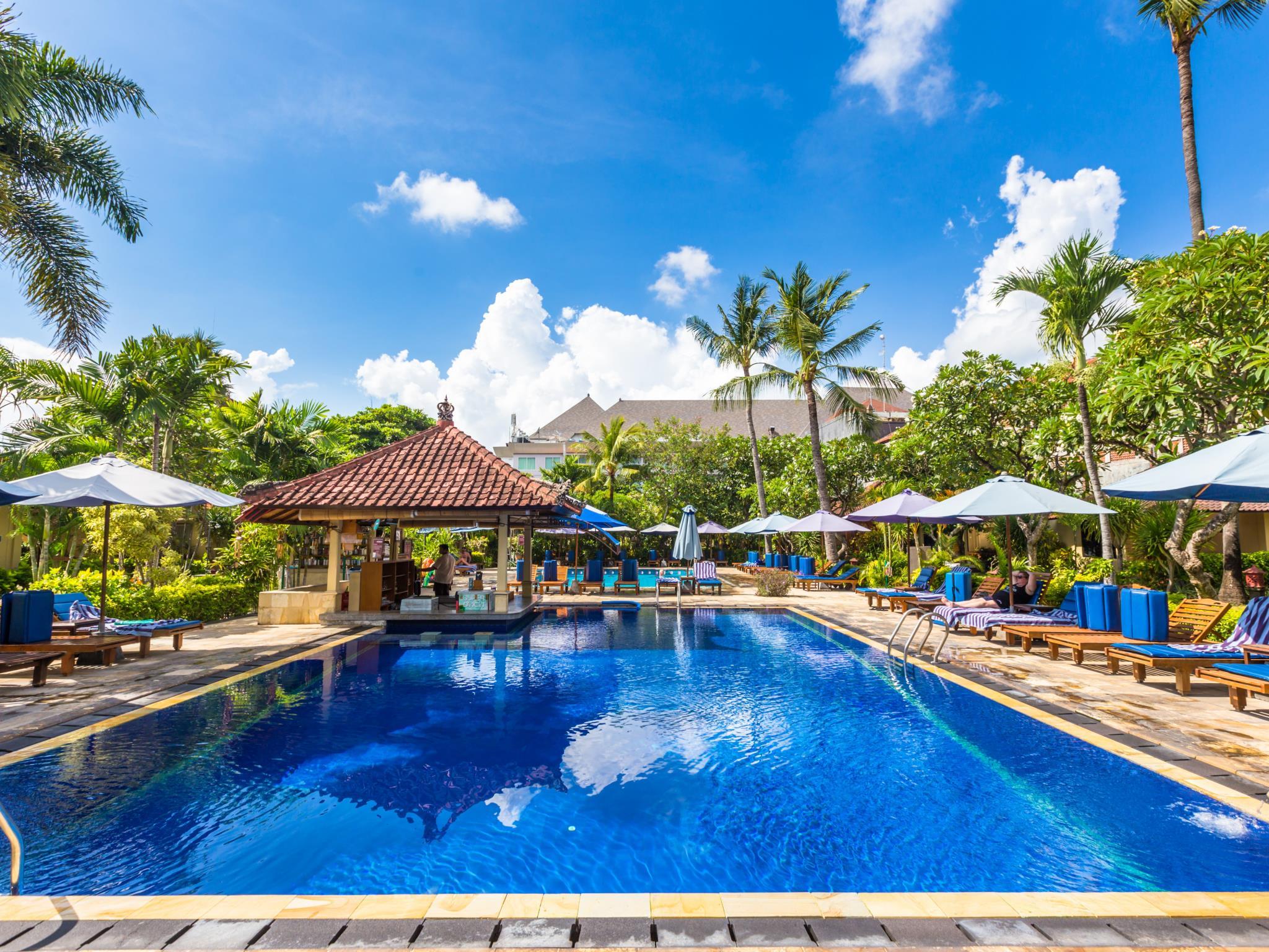 Pool, Deluxe, Bungalow